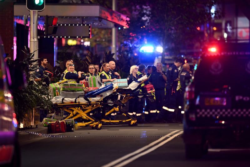 当地时间2024年4月13日，澳大利亚悉尼一家商场发生持刀袭击事件。图/IC photo