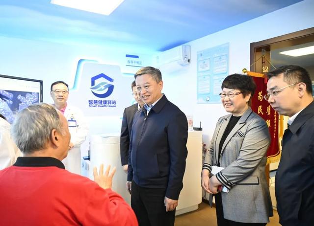 让"一老一小"服务更有温度!区委书记李晨昊调研民心工程