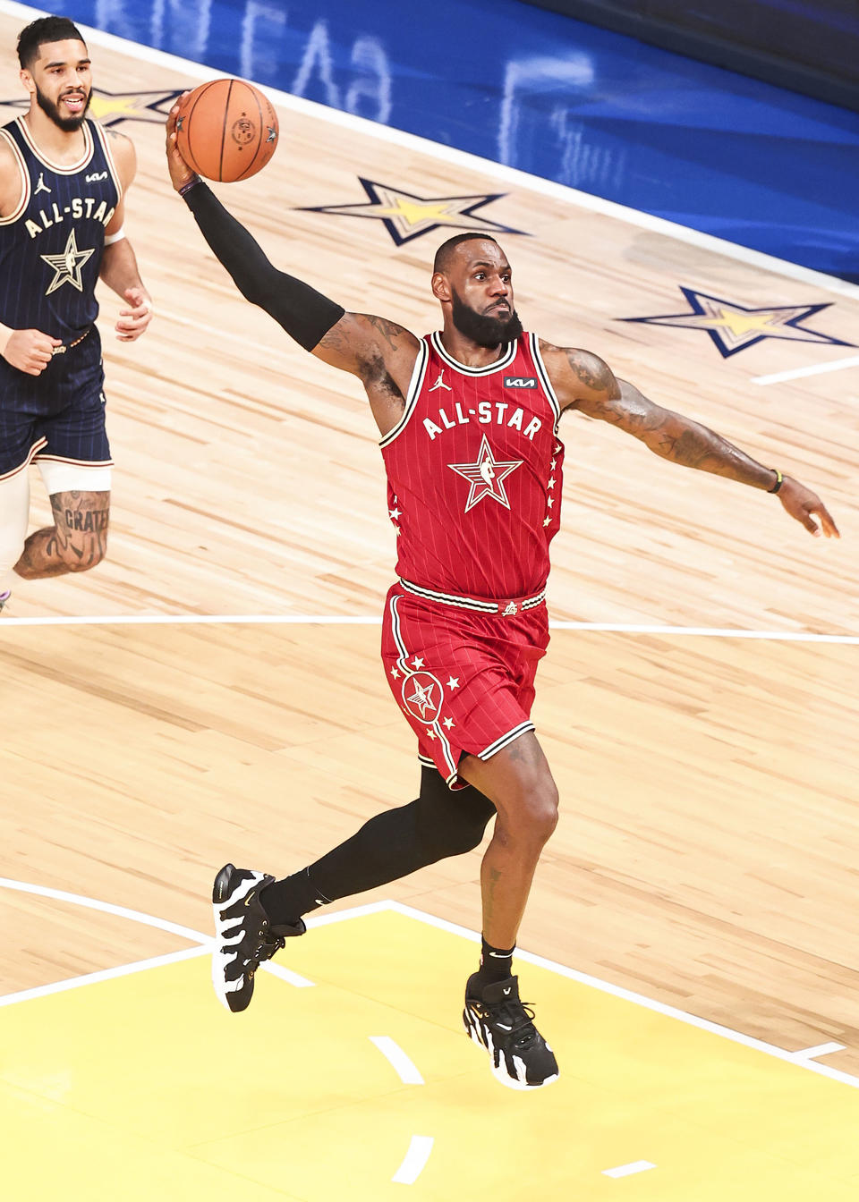 这是詹姆斯最后一次季后赛吗?