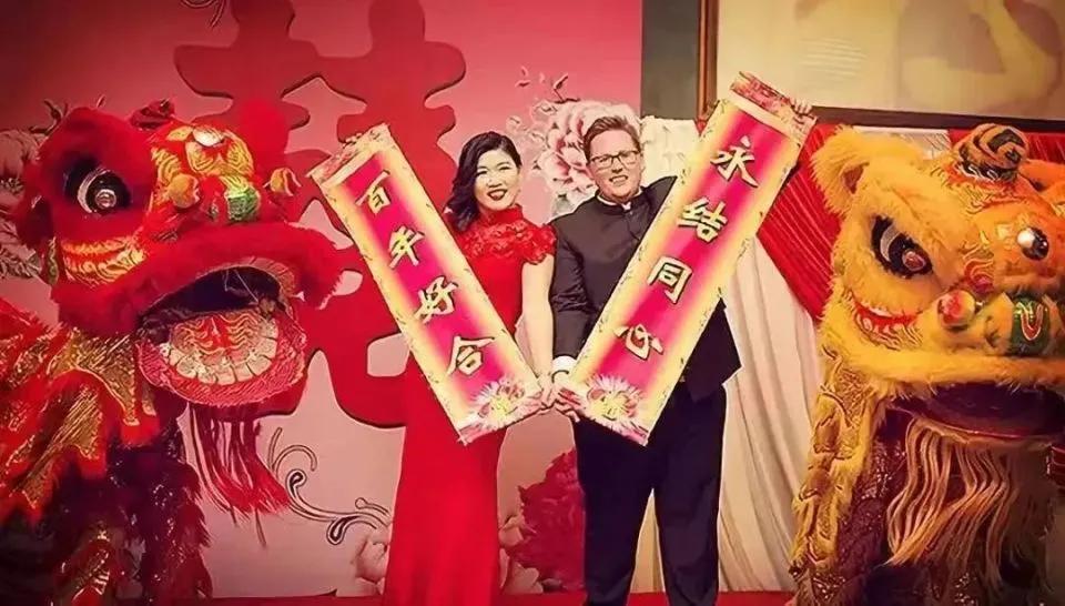 阿福和太太在上海结婚（图片来源：界面新闻）