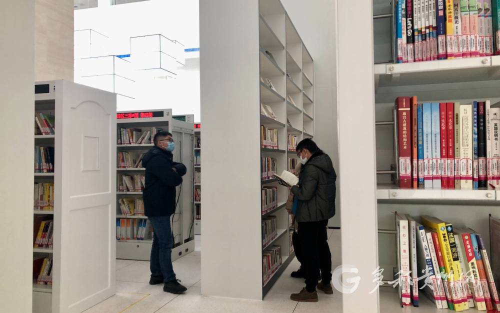 截至目前，贵州省图书馆现馆藏图书412.7万册(件)