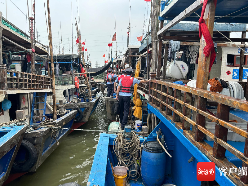新海南客户端,南海网5月1日消息(记者 袁玉龙)"伏季休渔期间,船舶不