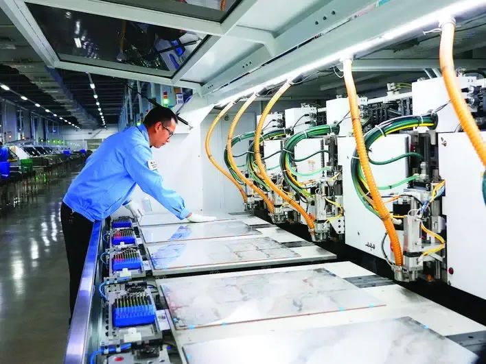 胜宏科技(惠州)股份有限公司生产车间。