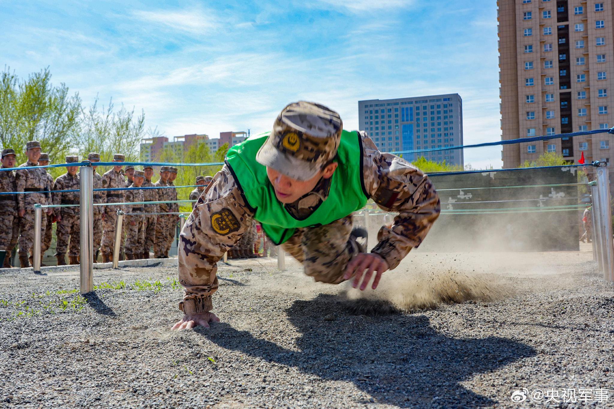 直击训练场!一组图片带你走进武警火热比武现场