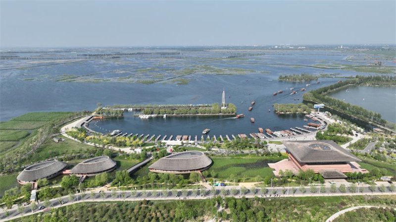 5月3日拍摄的白洋淀旅游码头.新华社发(雄安新区宣传网信局供图)