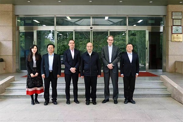 国家自然科学基金委员会主任窦贤康会见瑞典科研与教育国际合作基金会执行主任_新浪财经_新浪网