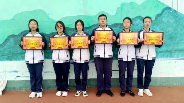 牟平一中举行2024年春季阳光体育运动会