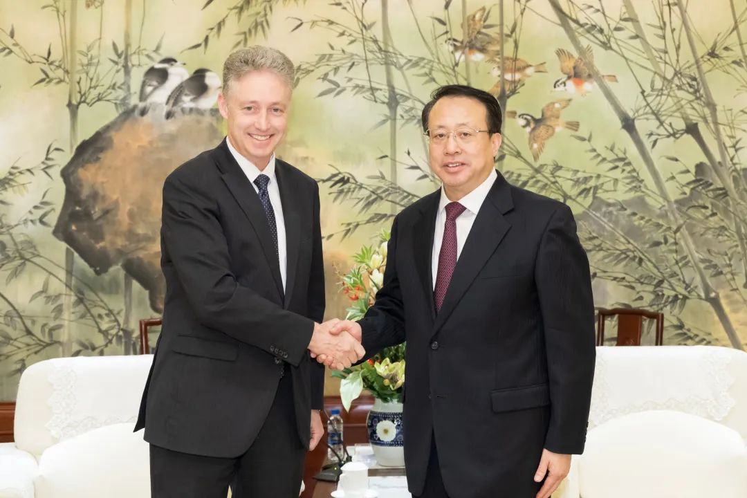 上海市市长龚正会见澳大利亚驻华大使吉思德