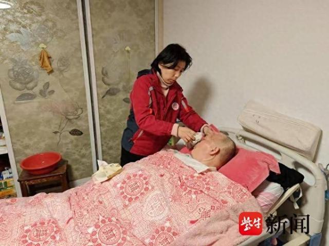 照顾一对公婆一双儿女和植物人丈夫,无锡惠山"好媳妇