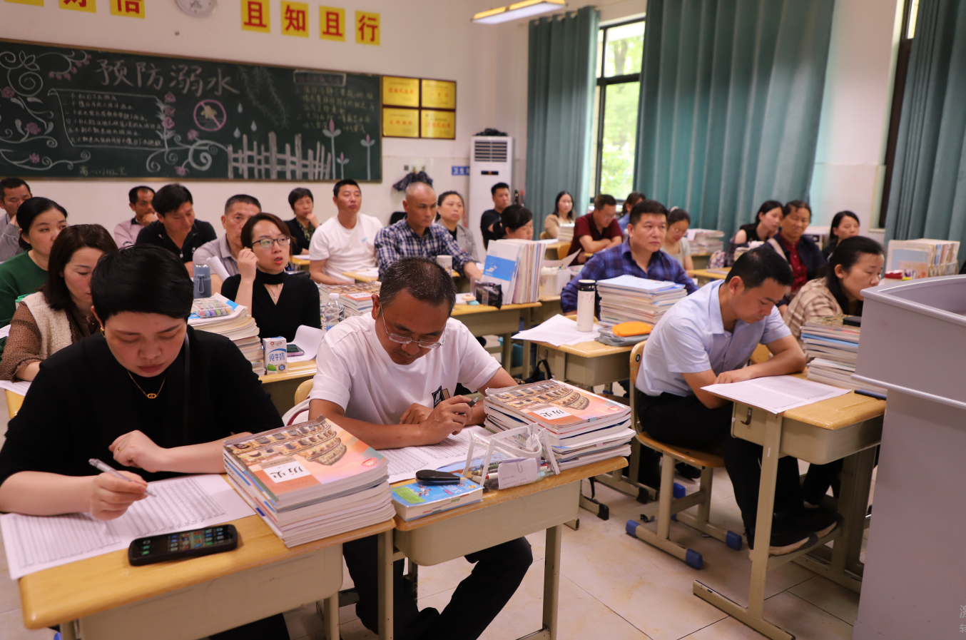 九江金安高级中学(九江石化中学)召开2023—2024学年下学期期中家长会