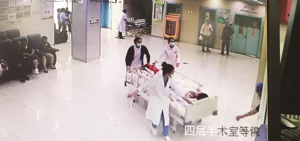 17分钟,危急一刻 5斤8两,母女平安
