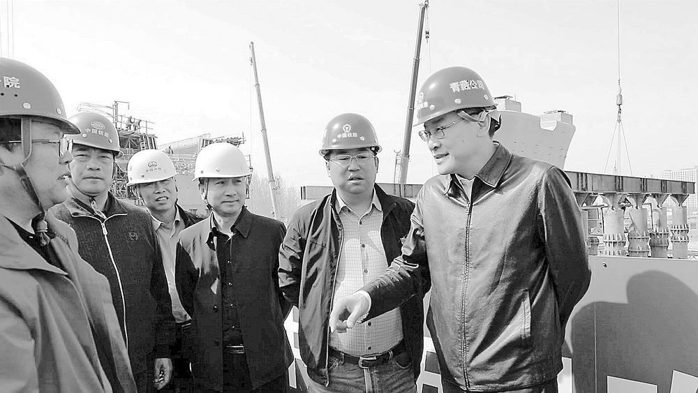 (图片由受访者提供)郭吉安全国政协委员,中国铁路青藏集团有限公司