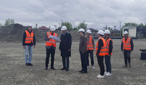 驻格鲁吉亚大使周谦赴多家在格中资企业调研指导