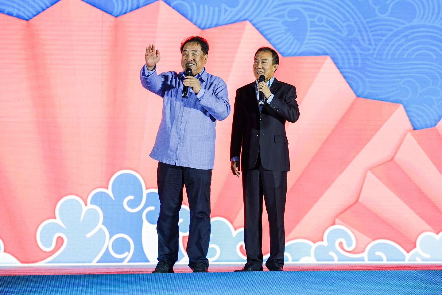 滑稽幽默表演艺术家刘全和,刘全利,上海著名滑稽戏演员潘前卫,陈靓等