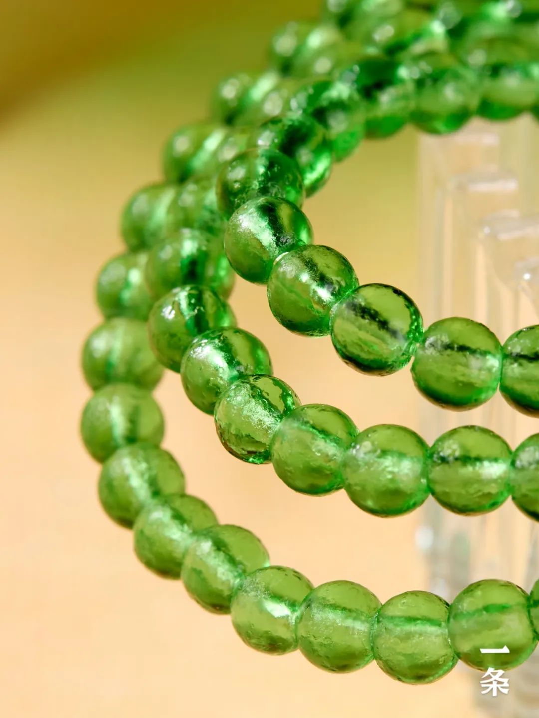 颜色清爽,浓浓的春夏绿意之感.