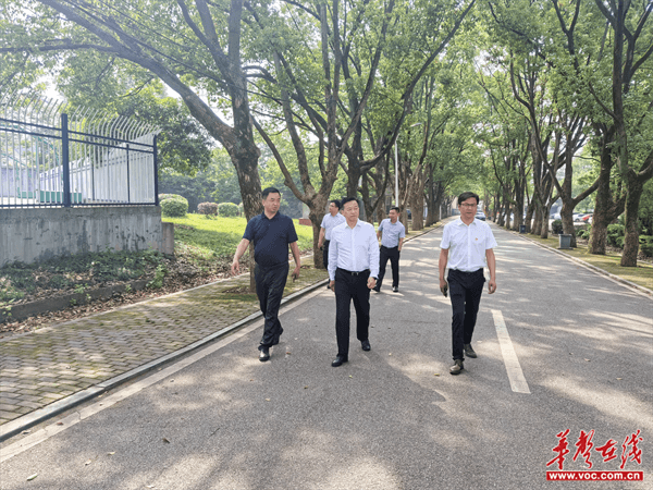 华容县领导到华容三中开展食品安全检查