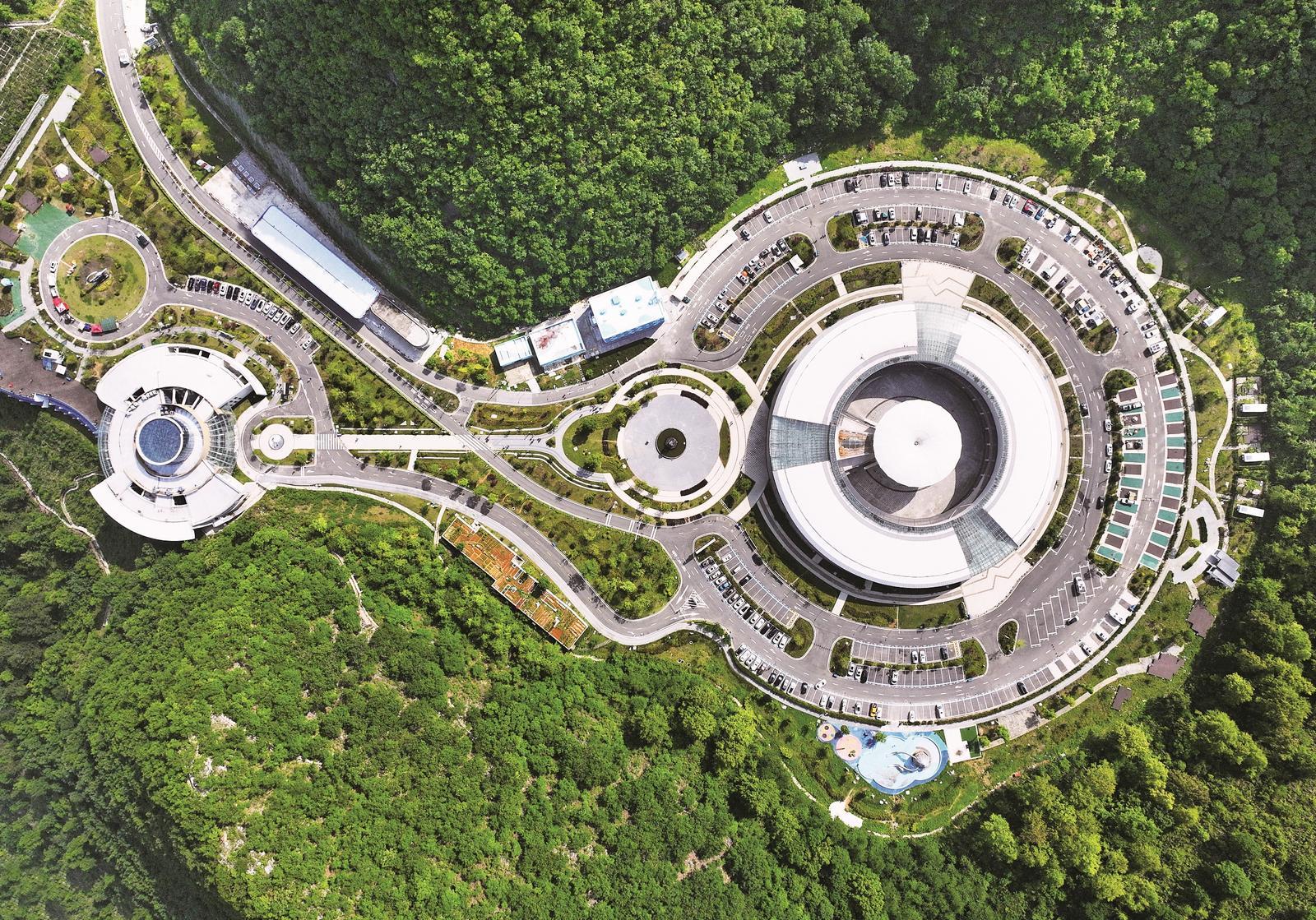 天空之桥服务区 交旅融合新地标