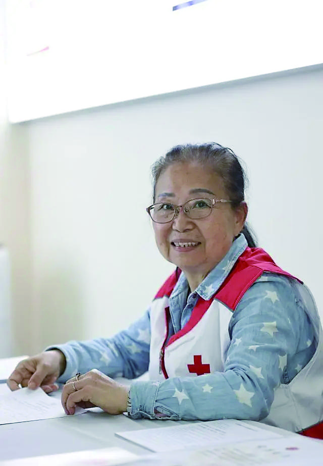 重庆市红十字无偿献血志愿服务队队长、全国红十字志愿服务先进典型：方兴志