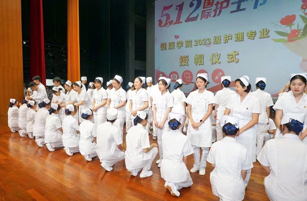 授帽,宣誓!庆祝国际护士节,广科大开启健康周系列活动