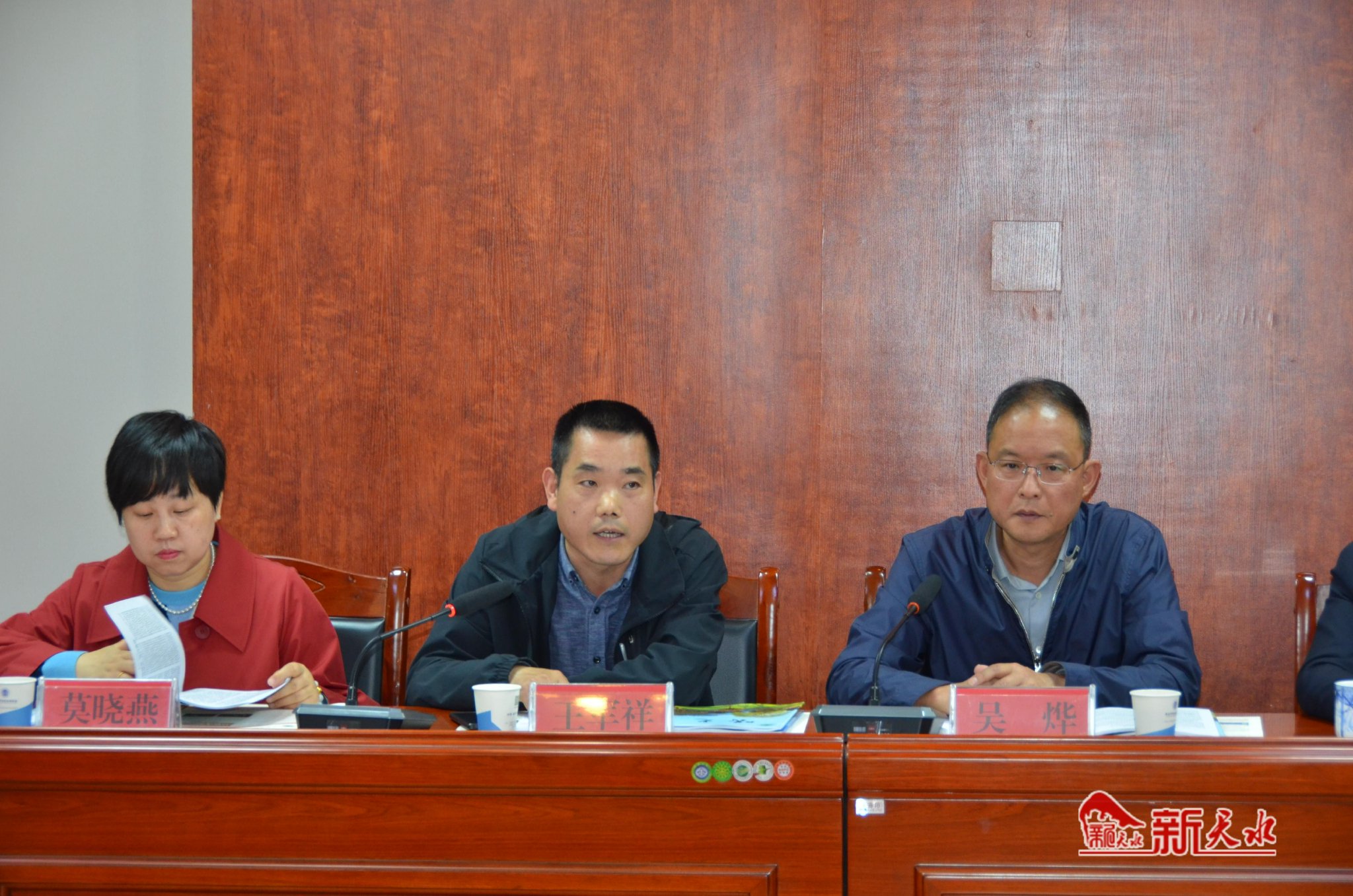 天水市职业技术学校举行校报,校刊发行仪式