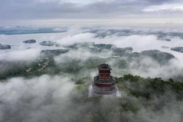 去九华山更方便了!这条铁路串联起两山一湖