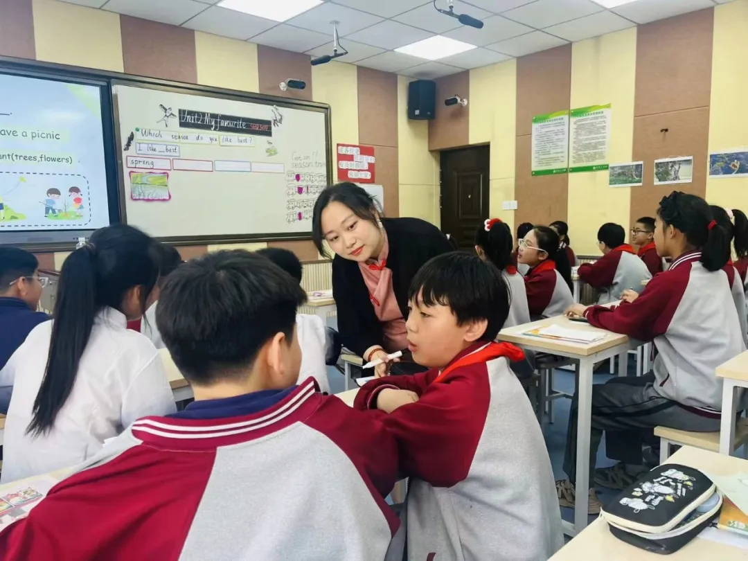 未央区枣园小学第九届"花秀枣苑"教学节活动