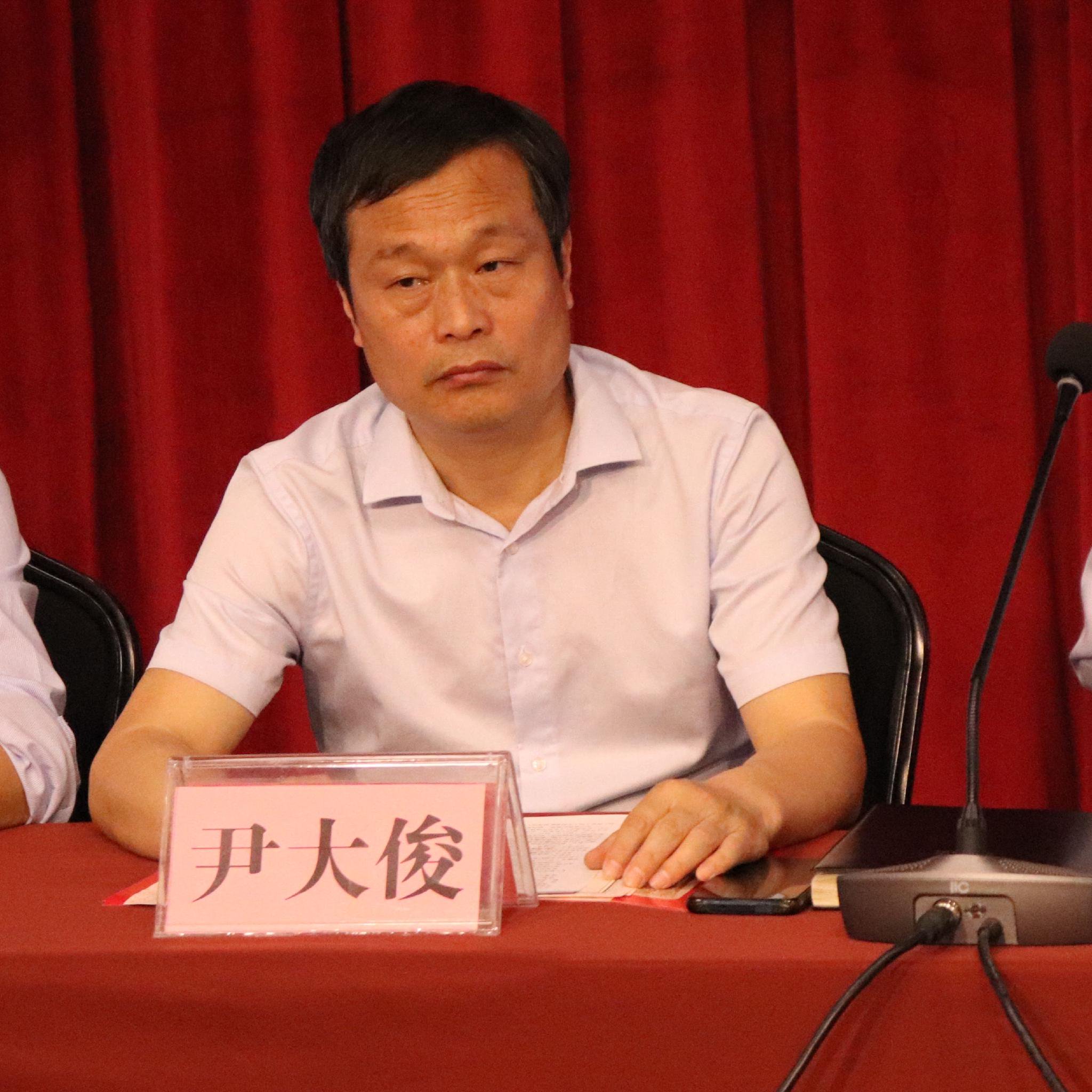 质量发展尽职履责的老师们,班主任们;感谢我们身边的榜样仝兆锋,杜杰