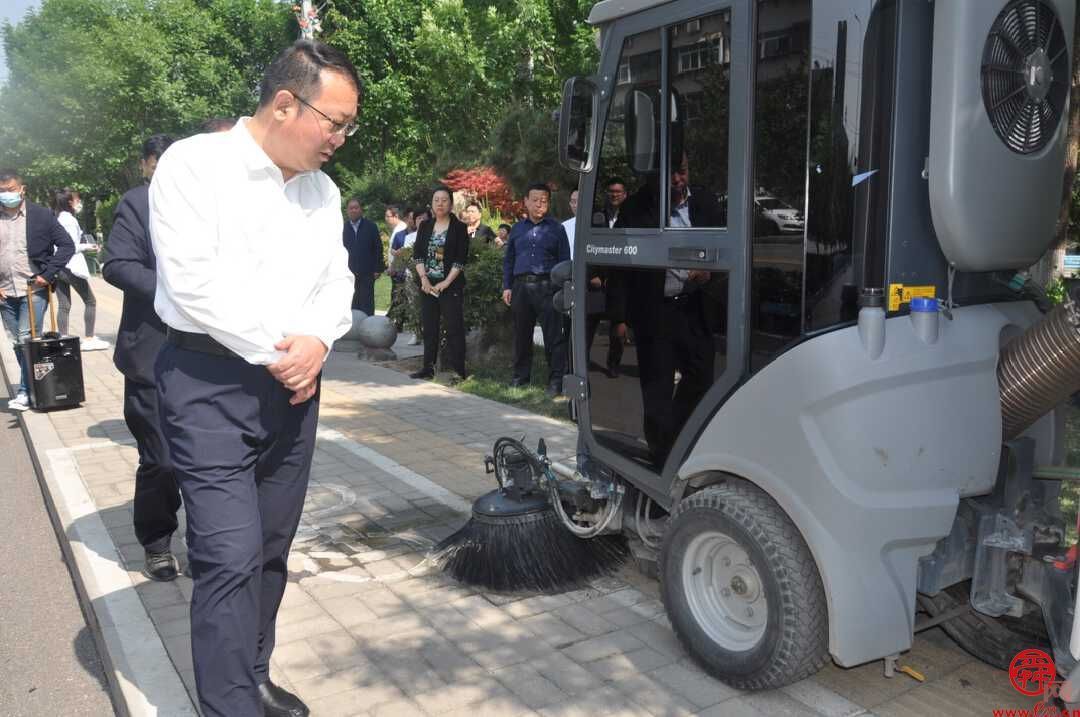济南市城管局:坚持"六有"思维 以"四化"工作法全面提升城市精细化管理