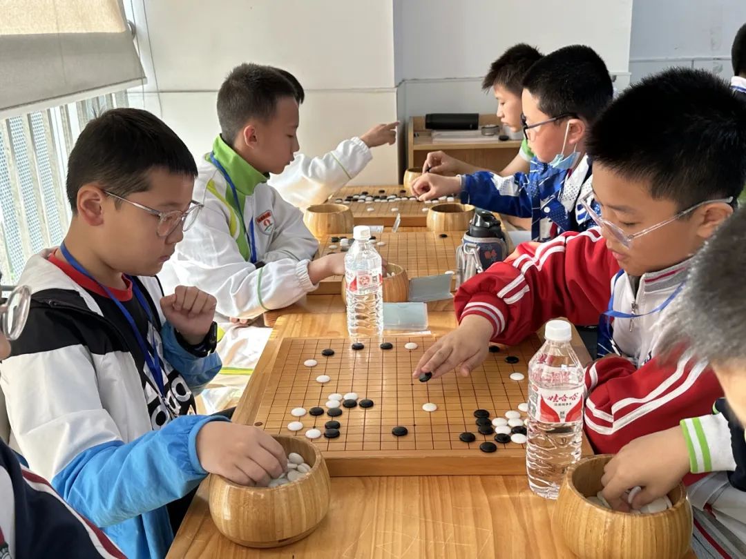 高新路小学围棋小将在2024年雁塔区中小学生围棋比赛中喜获佳绩!