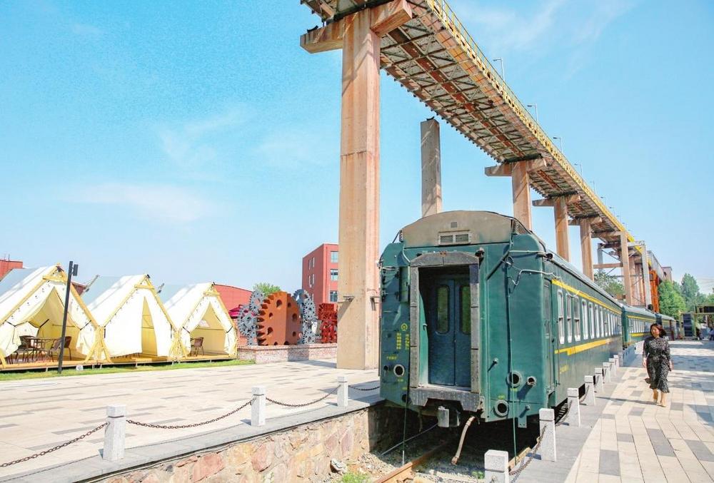 在城市繁华处触摸工业历史