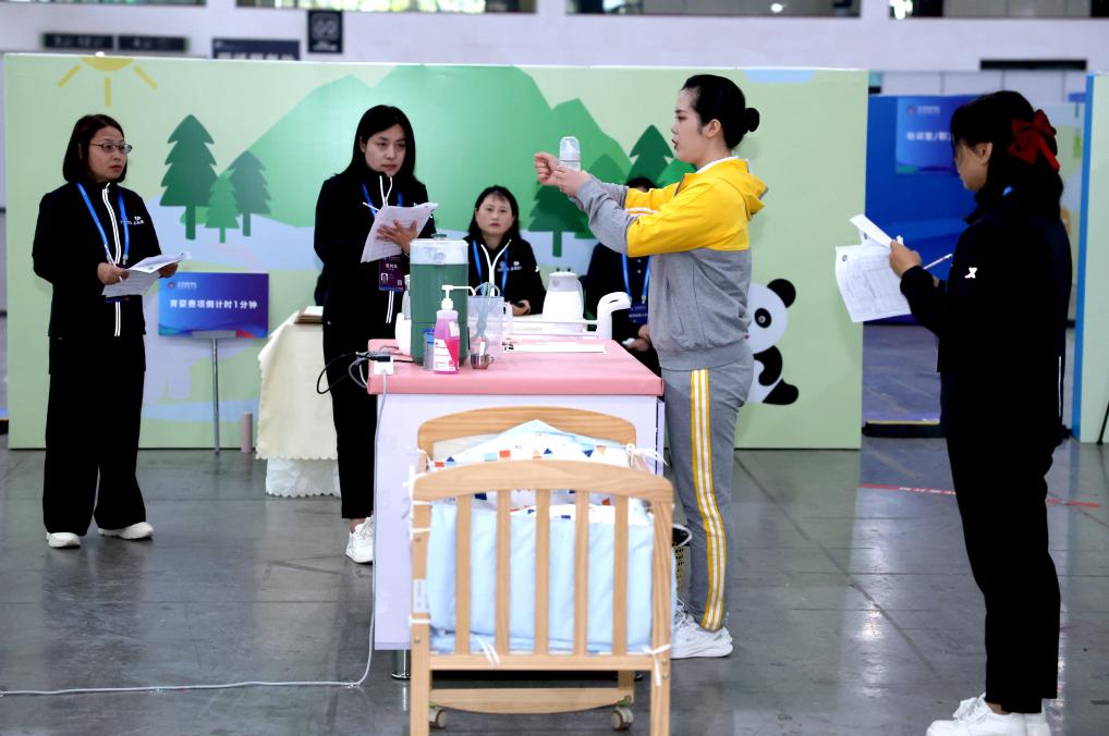 　　这是5月8日拍摄的第二届全国乡村振兴职业技能大赛育婴项目比赛现场。新华社记者 刘续 摄