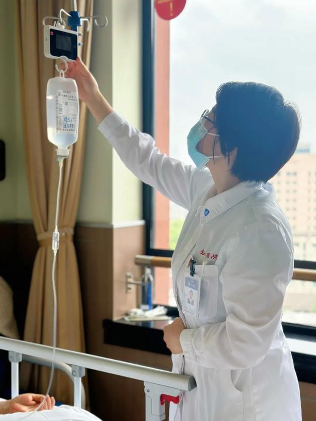 张琦省人民医院图片