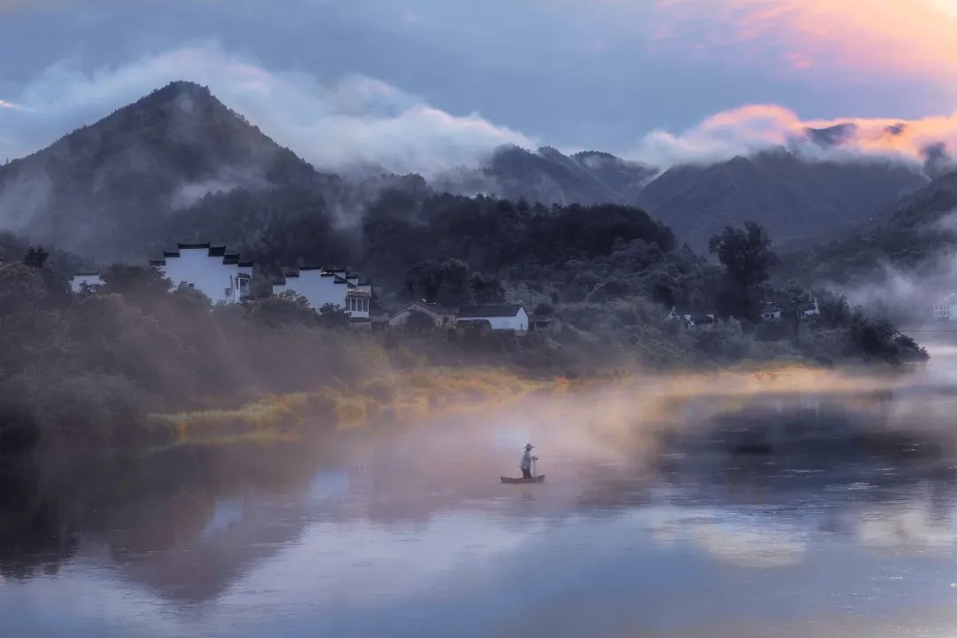 宣城泾县桃花潭 图源/视觉中国从宣州出土的西晋时期酒器"鸡首青瓷壶