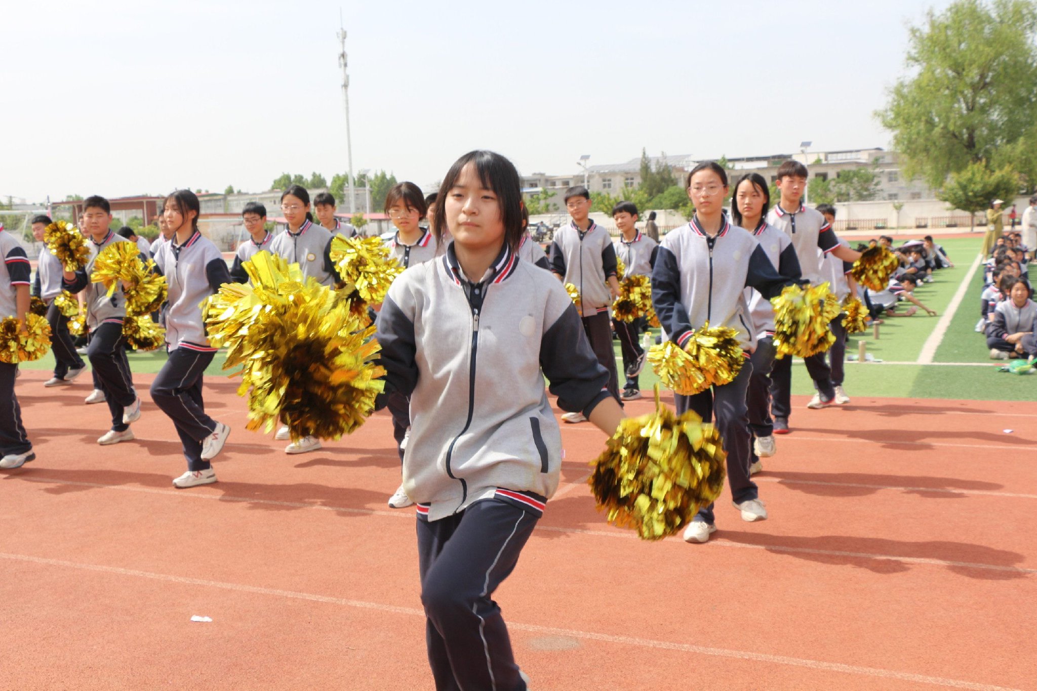 心中有阳光 一起"趣"运动 郑州市惠济五中举行心理健康运动会