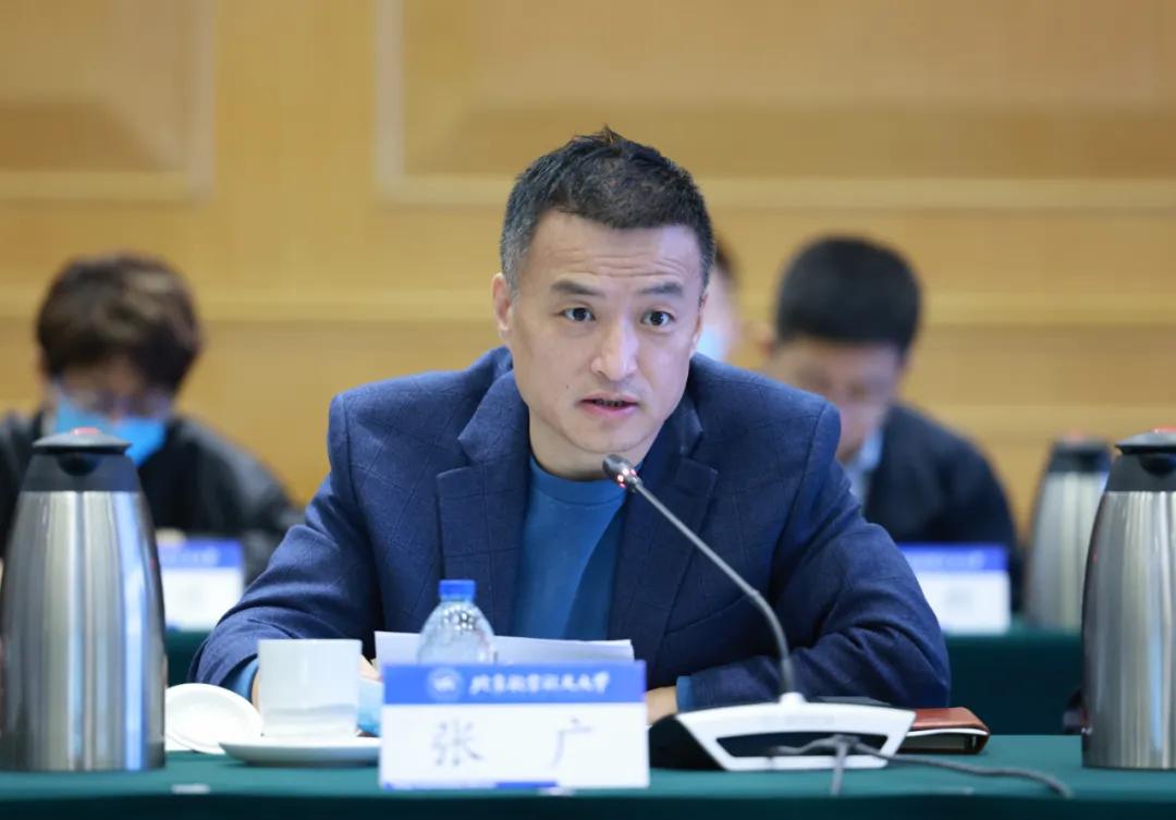 历任北京航空航天大学团委书记,继续教育学院院长,教育集团总经理