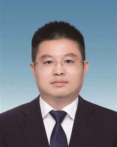 下一步要适应"房地产市场供求关系发生重大变化"这一基本现实,调整