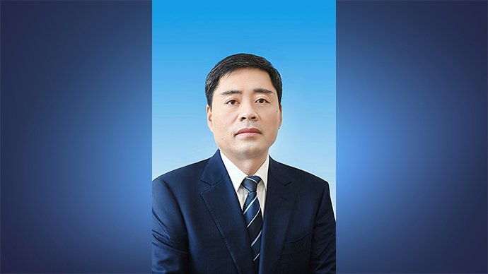 局集团有限公司党委副书记,副董事长,中国铁路沈阳局集团总经理等职