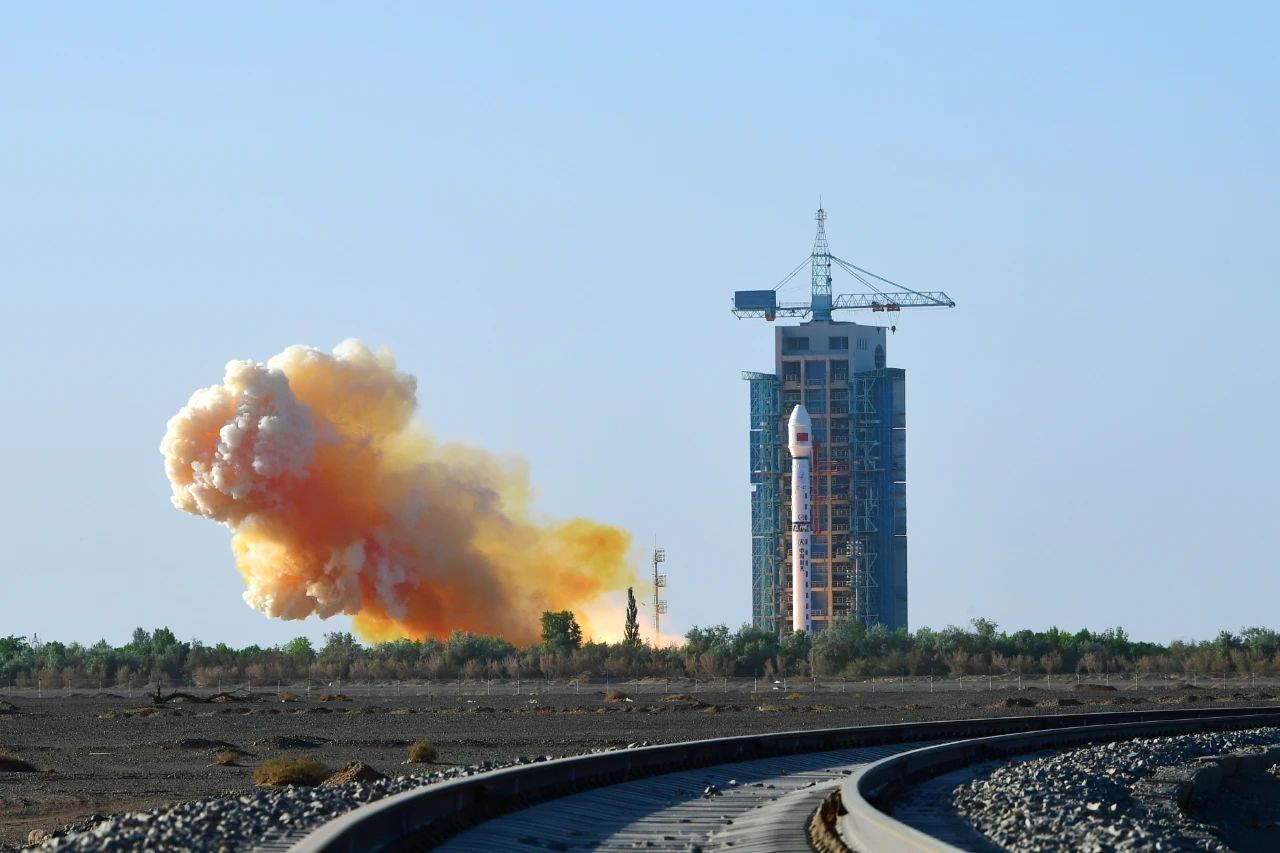 长四丙火箭成功发射试验二十三号卫星