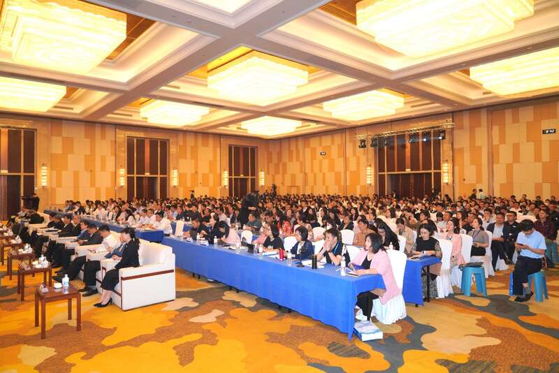 大城市教科院五次学术交流会暨第五届“脑科学与教育”学术会议在山东潍坊举行，图为主会场现场。（图片由主办方提供）