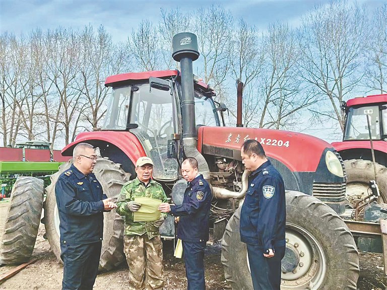 抢农时战春耕 夯实丰收基础|讷河市_新浪财经_新浪网
