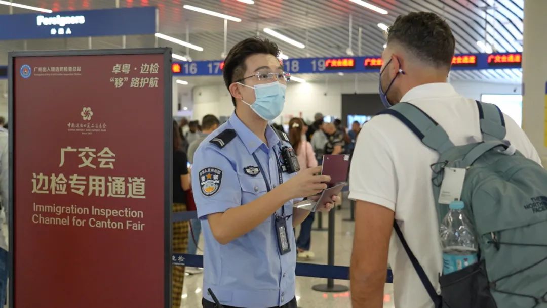 为你喜欢的照片打call!|警察_新浪财经_新浪网