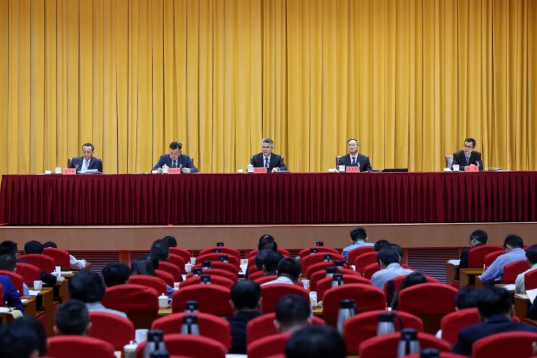 首次全省数据工作会议召开,绘制相关工作蓝本——归集高价值数据 释放