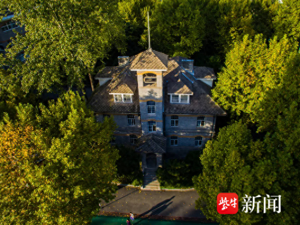 金陵中学公开招聘8名编内理科竞赛教练