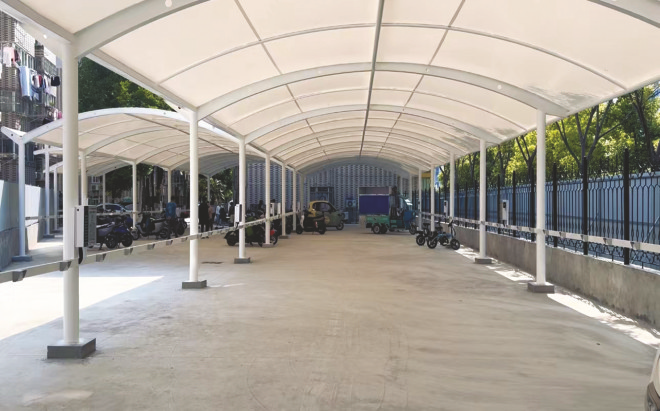 合肥淝河镇多措并举破解停车难充电难