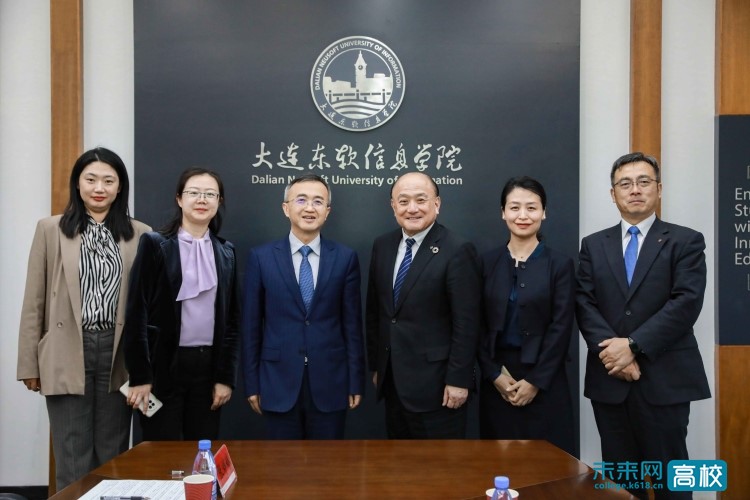 城西国际大学校长一行访问大连东软信息学院|大连东软信息学院_新浪财