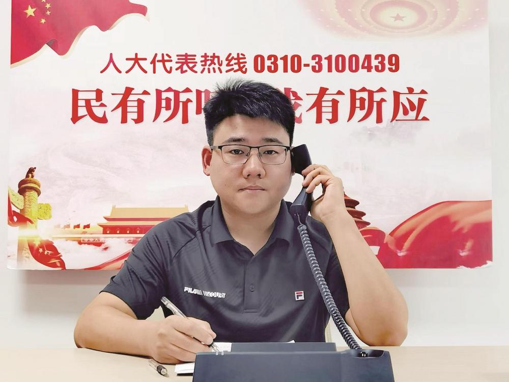 本期人大代表简介:李铁凝,男,汉族,河北省邯郸市永年区人,1991年1月