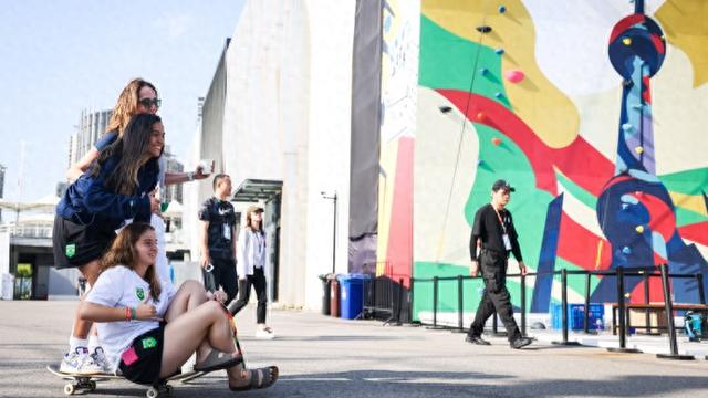 爱游戏- 爱游戏体育- AYX爱游戏体育官方网站金妍儿不雅视频杰克逊花滑表演整容