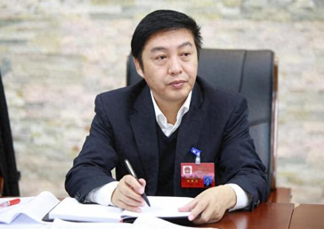 西宁市委副书记汪山泉任上被查!其担任该职不到一年,几天前还出席会议