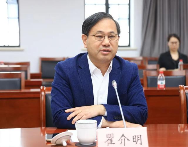 深化卫生健康领域合作,让群众在"家门口"享受优质医疗资源丨区领导