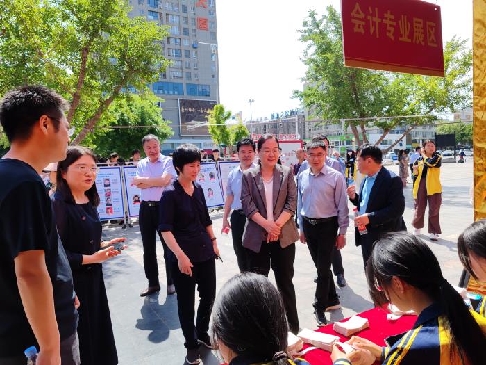 亳州市2024年职业教育活动周启动